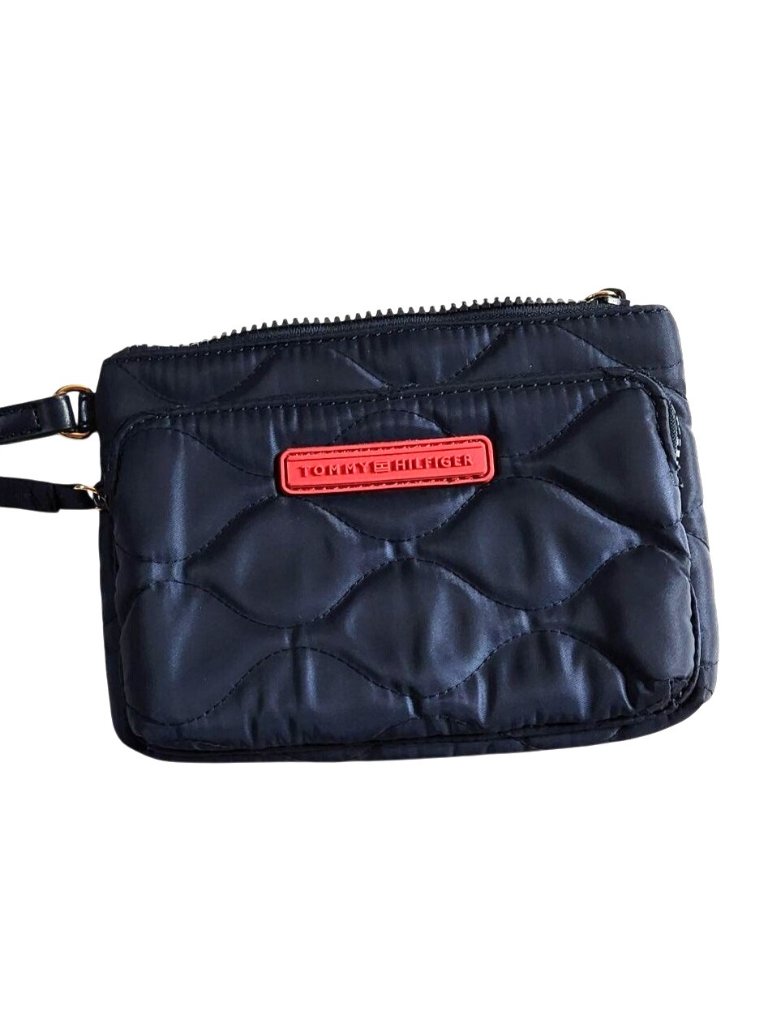 Tommy Hilfiger Wristlet Pouch Wallet Zipper Closure Detachable Strap Quilted